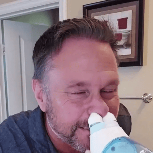 Stuffy nose? Breathe freely again in 60 seconds without a spray.
